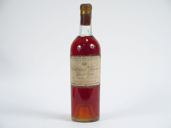 1 BOUTEILLE CHÂTEAU D'YQUEM 1er CCS SAUTERNES - 1947 - LB/EA/BOUCHON C