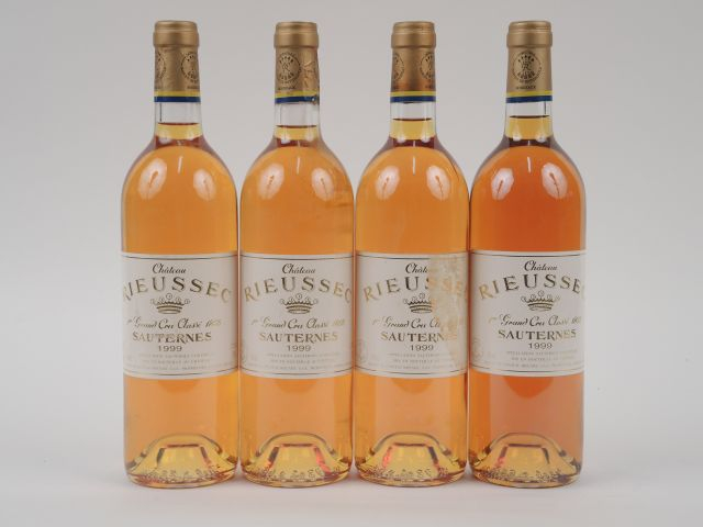 4 BOUTEILLES CHÂTEAU RIEUSSEC 1er CC SAUTERNES - 1999 - 1 ET