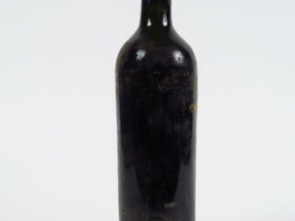 Vente aux enchères 1 BOUTEILLE CHÂTEAU HAUT BRION 1er GCC GRAVES - ANNEES 10/20 - MEP/NM/