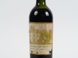 Vente aux enchères 1 BOUTEILLE CHÂTEAU HAUT BRION 1er GCC GRAVES - 1937 - HEP/MEP/ED/EA/C