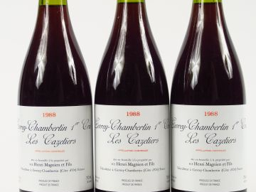 3 BOUTEILLES GEVREY CHAMBERTIN 1er CRU 'LES CAZETIERS' HENRI MAGNIEN -