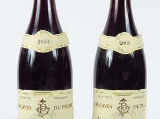 Vente aux enchères 2 BOUTEILLES VOSNE ROMANEE 'FAISANDIERES' CAVES DU PALAIS - 2000