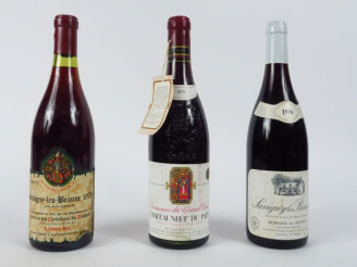 Vente aux enchères 3 BOUTEILLES : 2 SAVIGNY LES BEAUNE - 1 DOMAINE DU PRIEURE 1996 - 1 TA