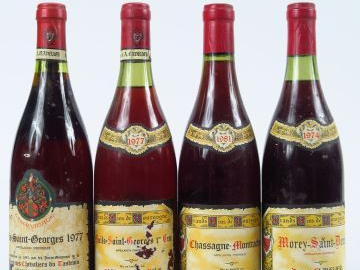 4 BOUTEILLES CLAVELIER   FILS : 1 NUITS ST GEORGES 1er CRU 1977 1 CM -