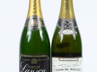 Vente aux enchères 2 BOUTEILLES CHAMPAGNE : 1 CLOS DU MOULIN CATTIER - 1 LANSON BLACK LAB
