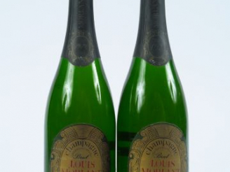Vente aux enchères 2 BOUTEILLES CHAMPAGNE LOUIS MORLANT - 1979