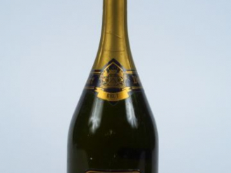 Vente aux enchères 1 BOUTEILLE CHAMPAGNE DOM RUINART BLANC DE BLANCS - 1981