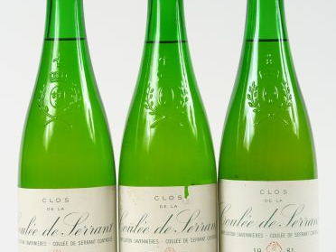3 BOUTEILLES CLOS DE LA COULEE DE SERRANT NICOLAS JOLY - 1981 -  4 CM