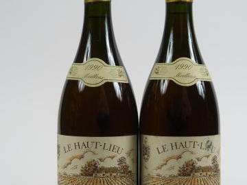 2 BOUTEILLES VOUVRAY 'LE HAUT LIEU' MOELLEUX HUET - 1990 - 1 ETLA