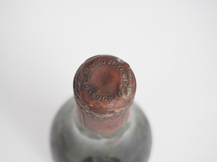 1 BOUTEILLE COGNAC FINE CHAMPAGNE DENIS MOUNIE - 1865 - Etiquette très