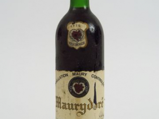 Vente aux enchères 1 BOUTEILLE MAURY DORE CAVE ESTEVE DESIRE - 1925 - BG+/BS