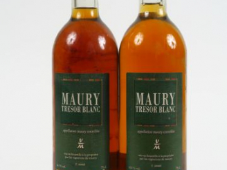 Vente aux enchères 2 BOUTEILLES MAURY BLANC 'TRESOR BLANC'
