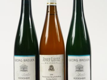 3 BOUTEILLES VIN ALLEMAND : 2 RIESLING ESTATE GEORG BREUER - 1 RIESLIN