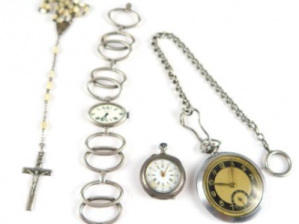 Vente aux enchères Lot comprenant : montre de gousset, montre  bracelet en argent (poids 