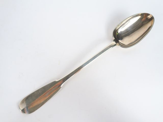 Cuillère à ragout XVIIIIe en argent. Poids : 190 g