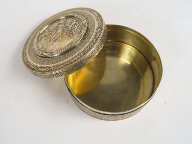 Boite en argent et vermeil, poinçon Minerve, de style Louis XVI, à déc