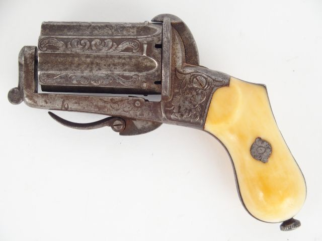 295-Poivrière type « DEPRETZ » calibre 7mm à broche dite « de curé » L