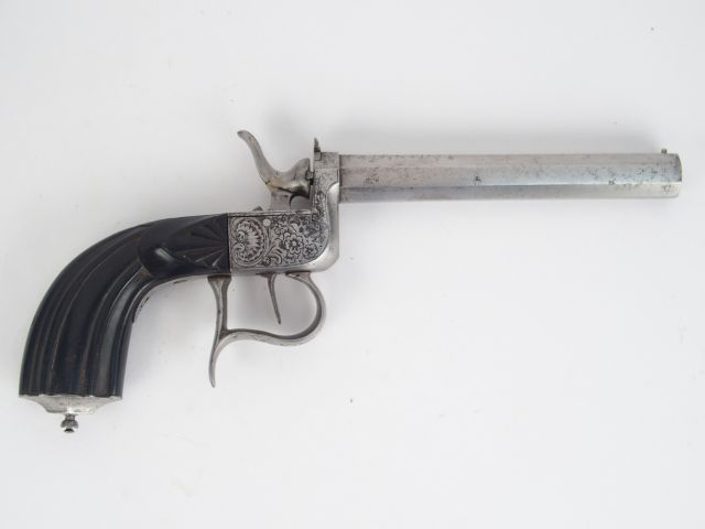 288-Pistolet calibre 6mm Flobert mono coup, système à coffre, extracte