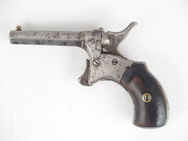 269-Pistolet de cycliste mono coup calibre 6mm. Mécanisme fonctionnel 