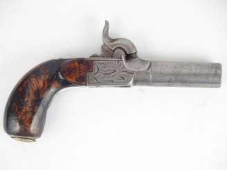 Vente aux enchères 261-Pistolet de poche à percussion à coffre, canon rond à balle forcée