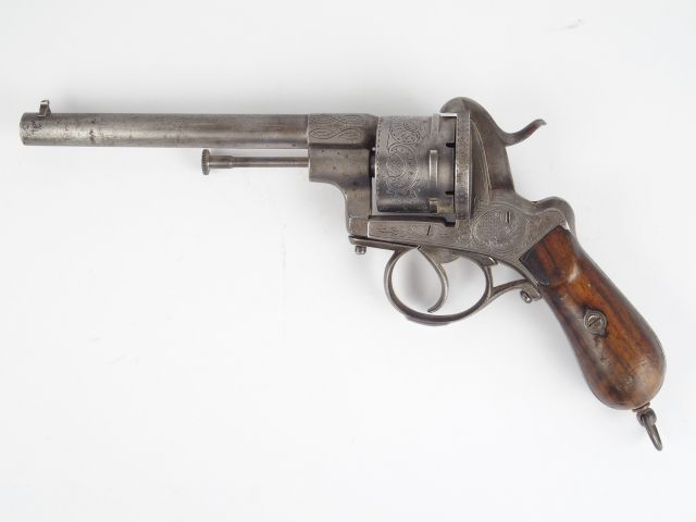 259- Gros révolver système Lefaucheux calibre 12mm à broche intéressan