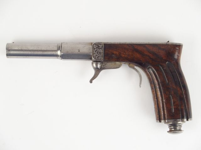 223-.Joli pistolet de poche à percussion inférieure système « Cessier 