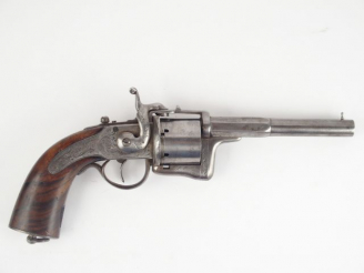 Vente aux enchères 222-. Grand revolver à système calibre 12mm à broche par « Eyraud »  s