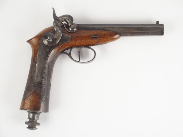 221-Pistolet à percussion à système  Delvigne calibre 12mm. Beau pisto