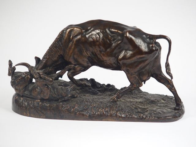 Isidore Louis BONHEUR "Vache combattant un loup". Bronze à patine brun