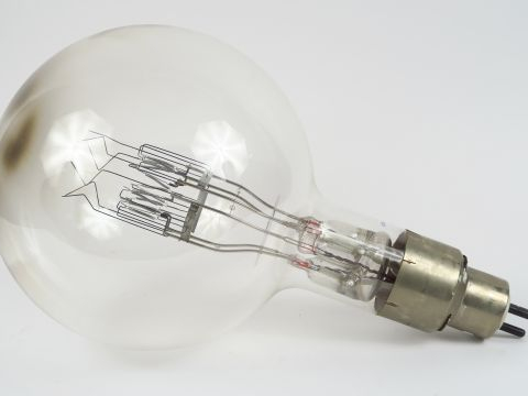 Grande ampoule de phare