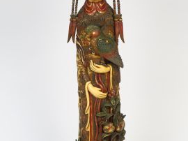 Importante sculpture en ivoire polychrome, représentant une jeune femm