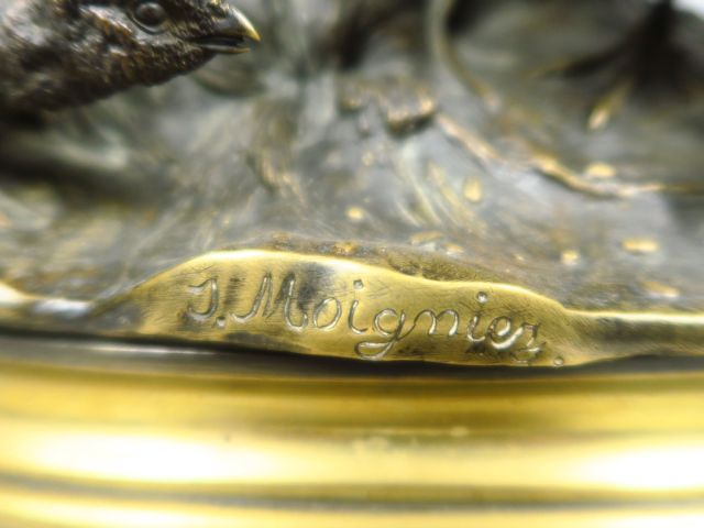 MOIGNIEZ "Couple de perdreaux et quatre petits" Groupe en bronze à pat