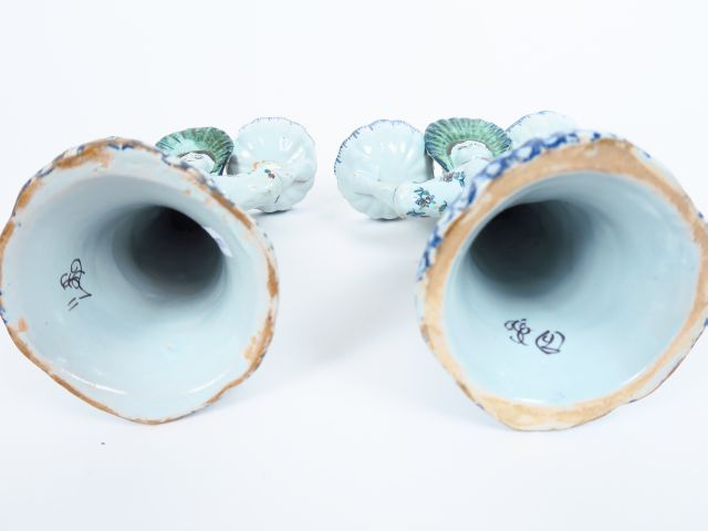 Paire de salerons doubles XIXème en faience polychrome de Desvres en f