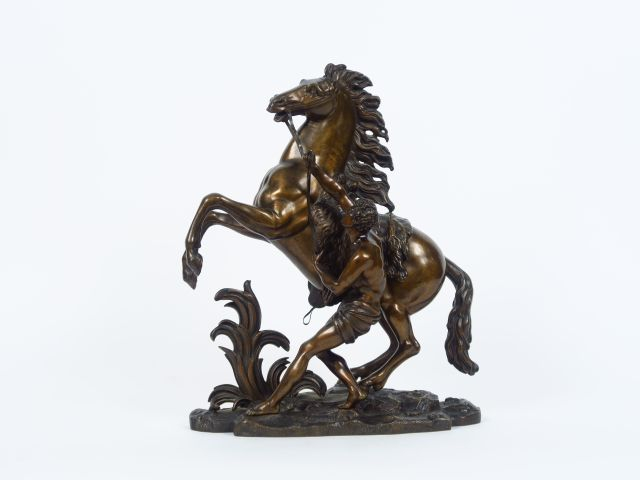 COUSTOU (d'après) 'Cheval de Marly'. Sculpture en bronze à patine méda