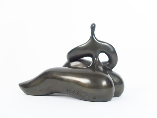 TOUTAIN. 'Je t'attends'. Sculpture en bronze 11/15 /08, signée, numéro