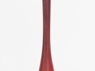 DAUM. Soliflore en verre marbré de couleur mauve, signé H. 41 cm