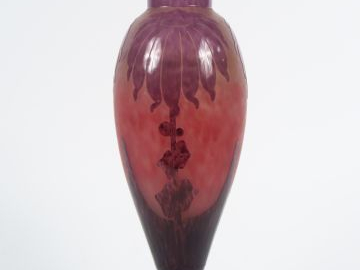 LE VERRE FRANCAIS SCHNEIDER. Vase 'dalhias' H. 35 cm