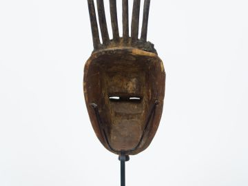 Masque Baoule à coiffure en peigne, Côte d’Ivoire Bois à patine brun f