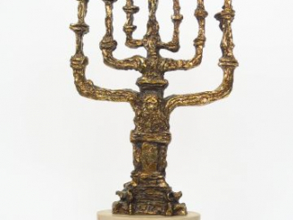 Vente aux enchères DALI.'La Menorah'. Sculpture en bronze doré, signé H. 43 cm