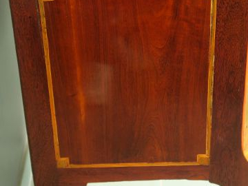 Commode Transition Louis XV-Louis XVI en marqueterie, ouvrant à deux t