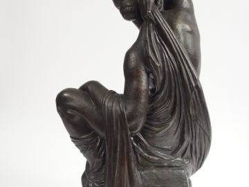 Joe DESCOMPS (CORMIER). Sculpture en bronze à patine verte "Baigneuse"