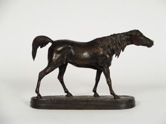 PJ. MENE, "L'étalon". Sujet en bronze à patine brune. H. : 17 cm, Larg