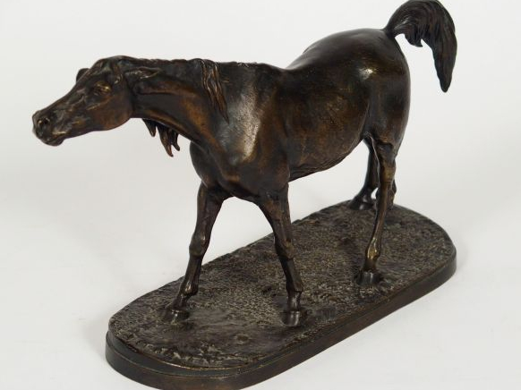 PJ. MENE, "L'étalon". Sujet en bronze à patine brune. H. : 17 cm, Larg