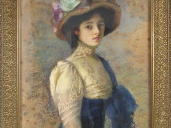 Berthe HAINAUT "Portrait d'élégante au chapeau". Pastel, signé en bas 