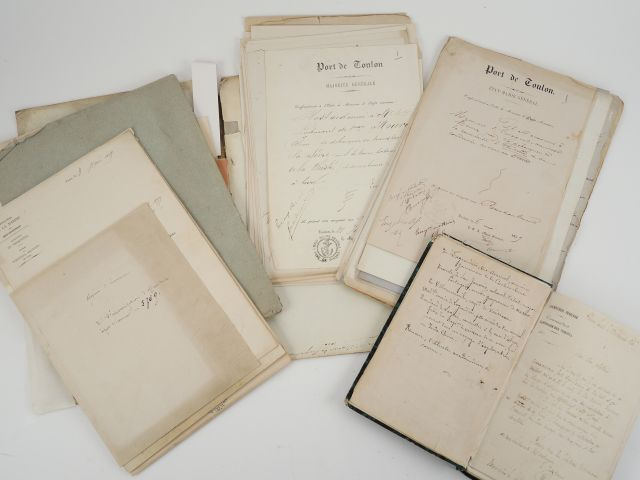 Deux volumes des correspondances officielles et privées de Jean Moura,