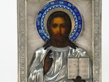 Icône russe XIXème en bois polychrome, riza en argent et émail. Moscou