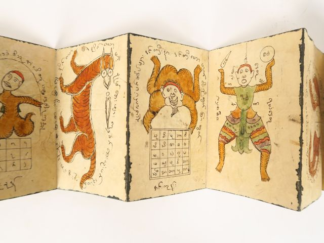 Livre Thaï XIXème illustré orné de 18 aquarelles figurant des créature