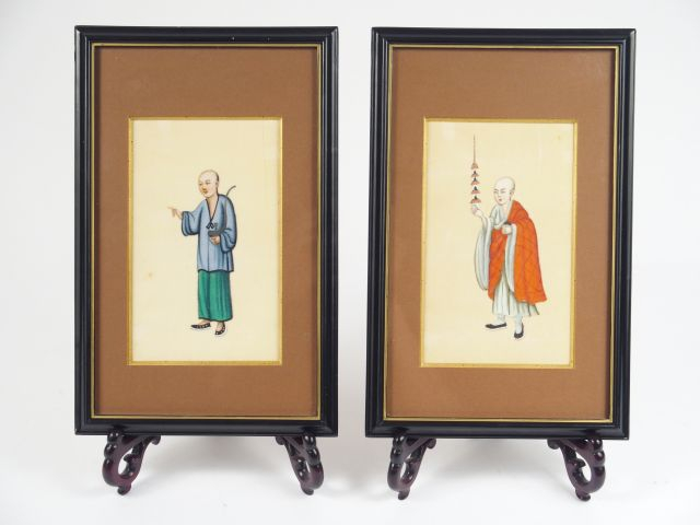 Paire de gouaches de Canton sur papier de riz. 16 x 10 cm