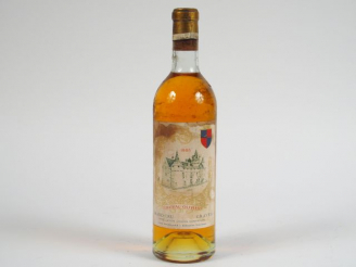 Vente aux enchères 1 BOUTEILLE CHÂTEAU OLIVIER BLANC GRAVES - 1955 - BG/ELT