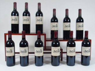 Vente aux enchères 12 BOUTEILLES CHÂTEAU CANTEMERLE GCC HAUT MEDOC - 1998 - CBO